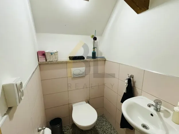 Prodej komerční nemovitosti, Břeclav, Široký dvůr, 1700 m2