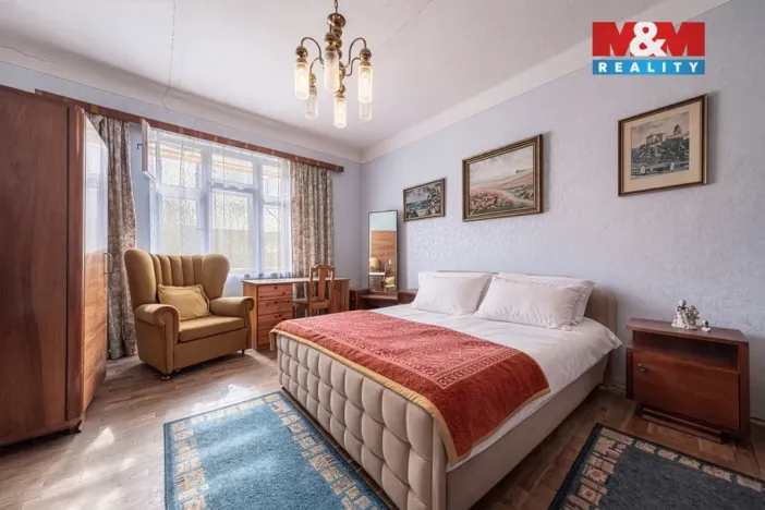 Prodej zemědělské usedlosti, Zásmuky - Nesměň, 161 m2