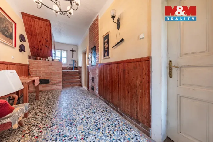 Prodej zemědělské usedlosti, Zásmuky - Nesměň, 161 m2