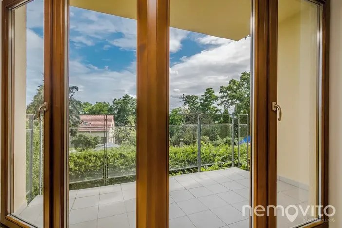 Pronájem bytu 2+kk, Praha - Prosek, Prosecká, 70 m2