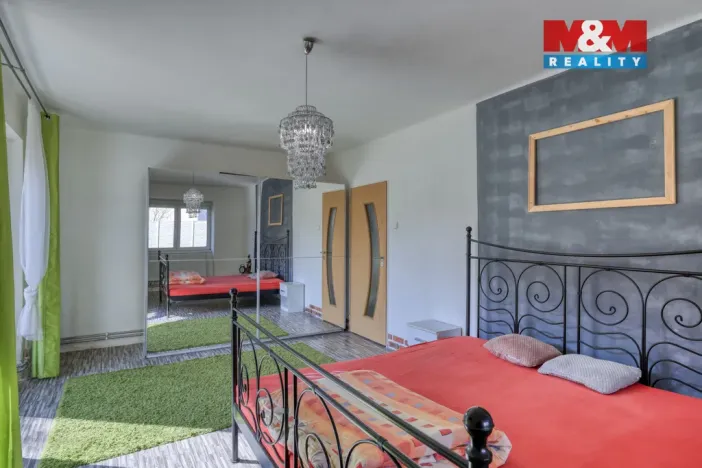 Prodej rodinného domu, Mladý Smolivec, 218 m2