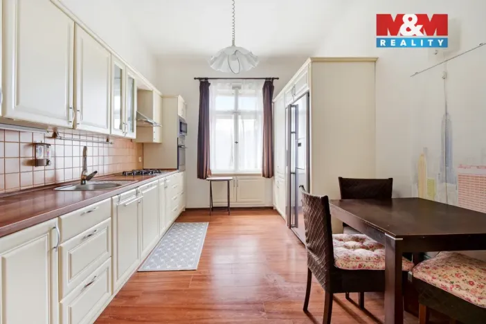 Prodej bytu 4+1, Děčín - Děčín II-Nové Město, Tylova, 144 m2