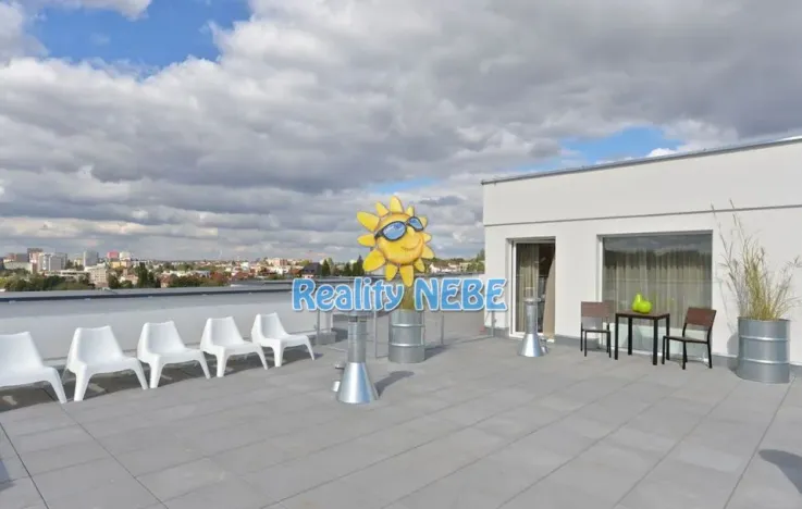 Pronájem bytu 1+kk, Praha - Hostivař, Hornoměcholupská, 26 m2