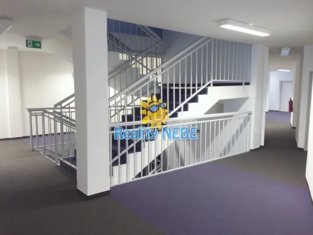 Pronájem bytu 1+kk, Praha - Hostivař, Hornoměcholupská, 26 m2