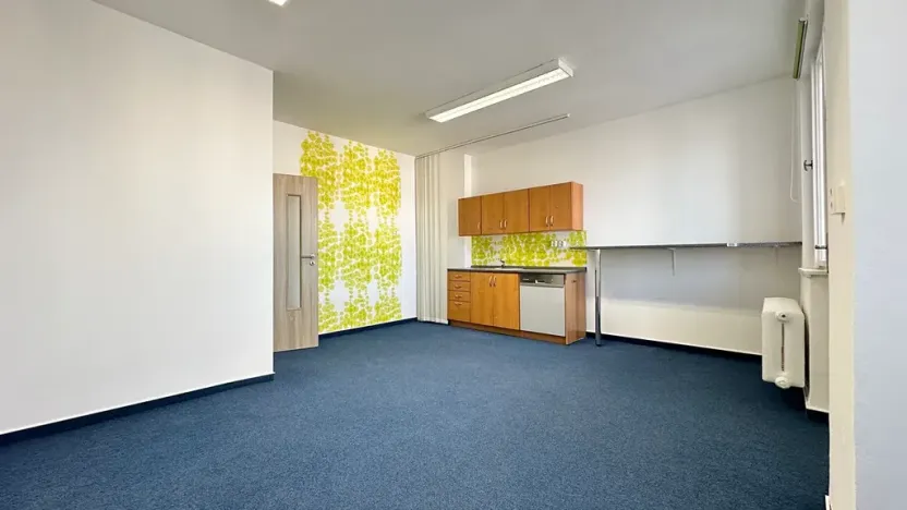 Pronájem kanceláře, Hradec Králové, Hořická, 91 m2