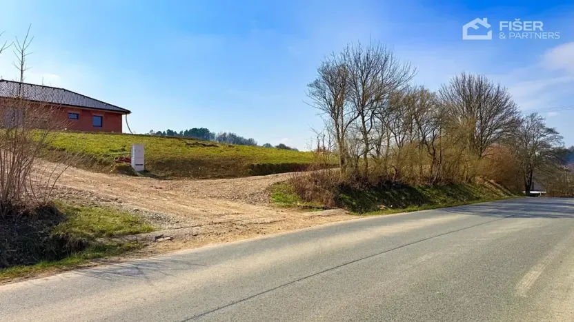 Prodej pozemku pro bydlení, Lutonina, 584 m2