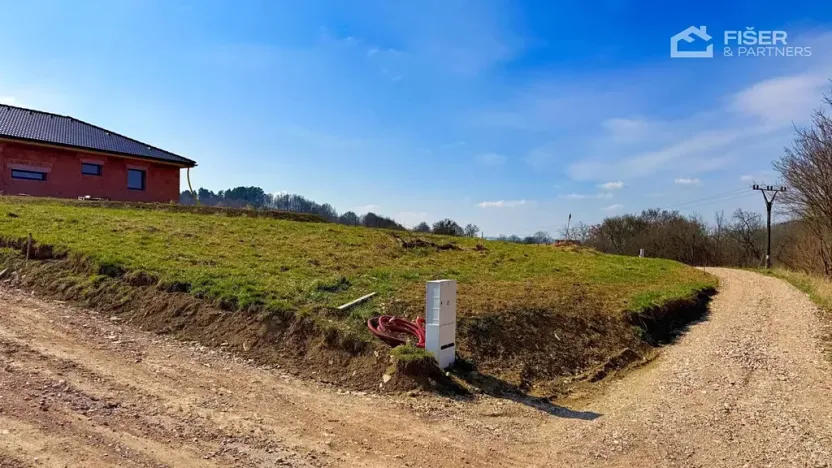 Prodej pozemku pro bydlení, Lutonina, 584 m2