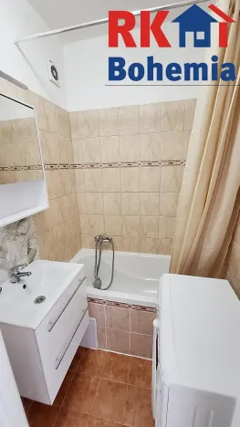 Pronájem bytu 2+1, Praha - Malešice, Ovčárská, 53 m2