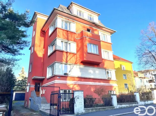 Prodej bytu 4+1, Karlovy Vary, Jiráskova, 117 m2