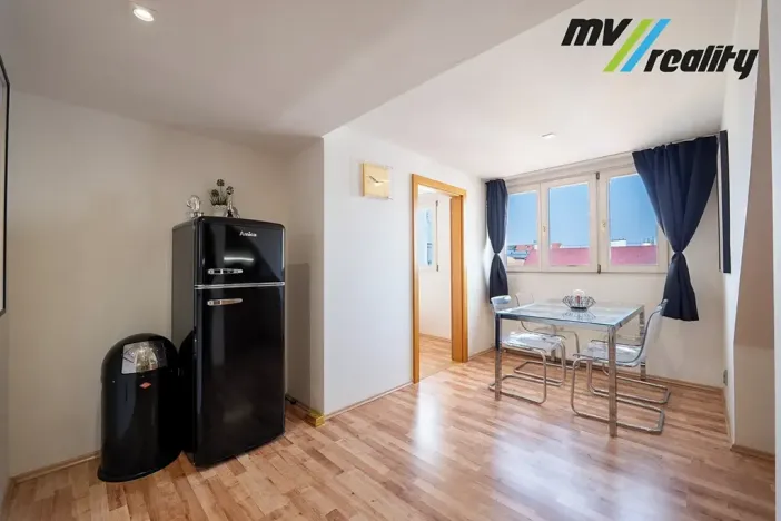 Pronájem atypického bytu, Praha - Nové Město, Malá Štěpánská, 129 m2