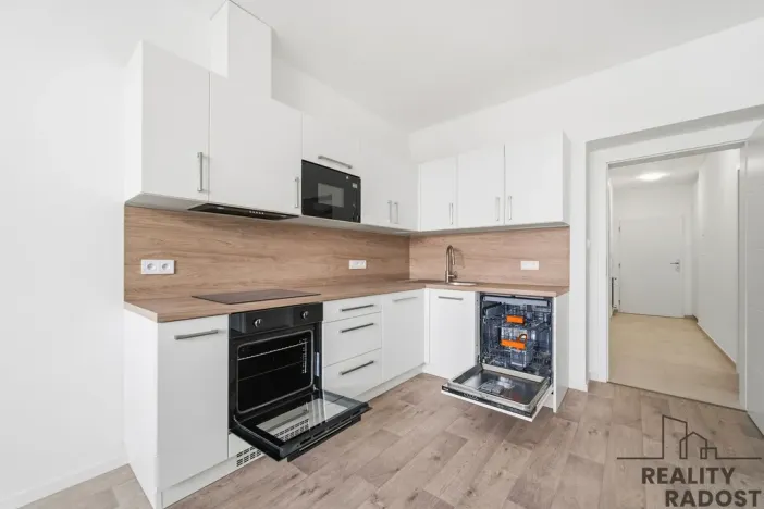 Pronájem bytu 2+kk, Pardubice - Zelené Předměstí, Teplého, 46 m2