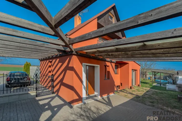 Prodej rodinného domu, Znojmo - Načeratice, 125 m2