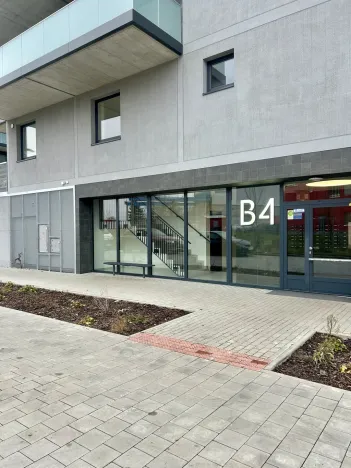 Pronájem bytu 3+kk, Praha, Čakovická, 85 m2