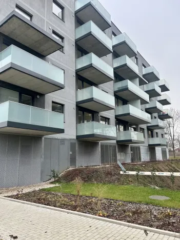 Pronájem bytu 3+kk, Praha, Čakovická, 85 m2