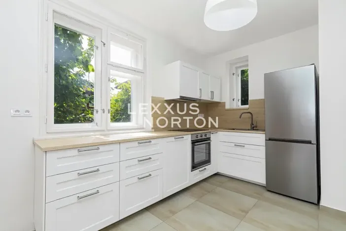 Pronájem rodinného domu, Praha - Stodůlky, K Fialce, 244 m2