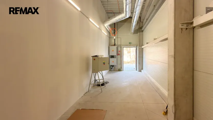 Pronájem skladu, Úpice, 88 m2
