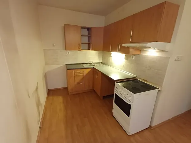 Prodej bytu 2+kk, Praha, Novodvorská, 41 m2