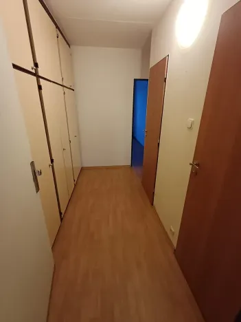 Prodej bytu 2+kk, Praha, Novodvorská, 41 m2
