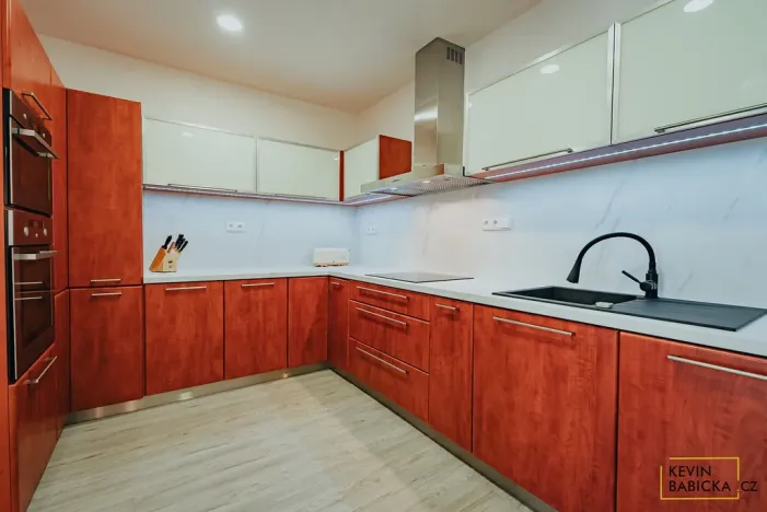 Pronájem bytu 3+kk, Brno - Královo Pole, Kosmova, 96 m2