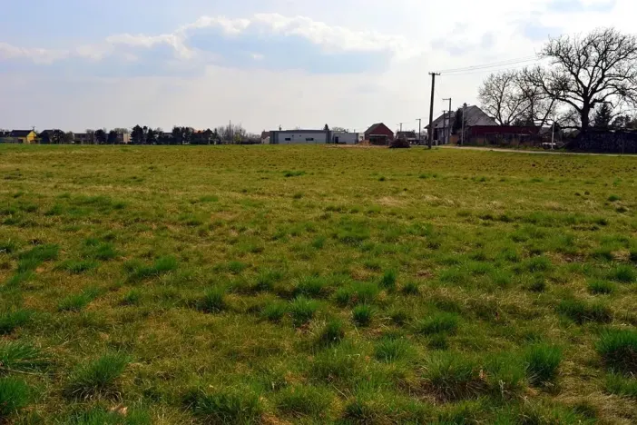 Prodej pozemku pro bydlení, Záříčí, 932 m2