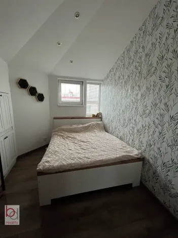 Pronájem bytu 2+kk, České Budějovice, Holečkova, 44 m2