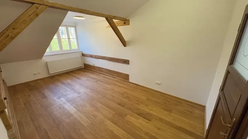 Pronájem bytu 3+kk, Praha - Libeň, Zvonařovská, 175 m2