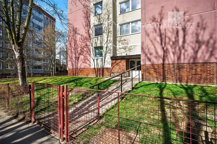 Prodej bytu 3+1, Praha - Hlubočepy, Lamačova, 67 m2