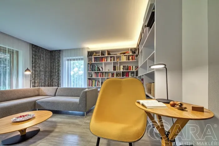 Prodej rodinného domu, Babice, Lomená, 293 m2