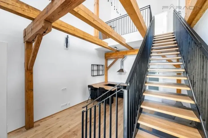 Pronájem bytu 2+kk, Praha - Nusle, Vrtbova, 65 m2