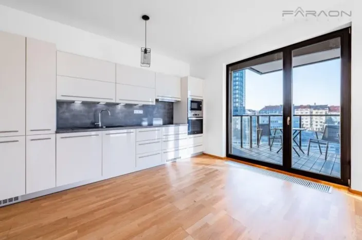 Pronájem bytu 2+kk, Praha - Holešovice, Sanderova, 63 m2