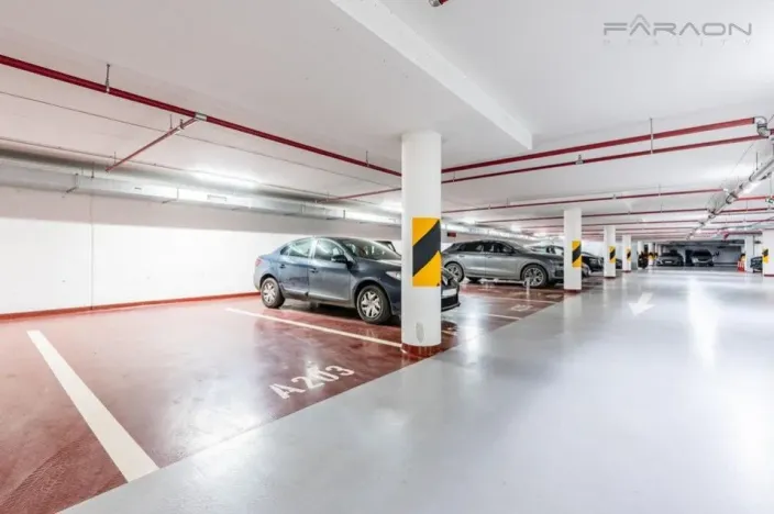 Pronájem bytu 2+kk, Praha - Holešovice, Sanderova, 63 m2