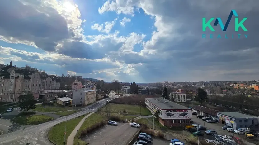 Prodej bytu 4+1, Karlovy Vary, Stará Kysibelská, 77 m2