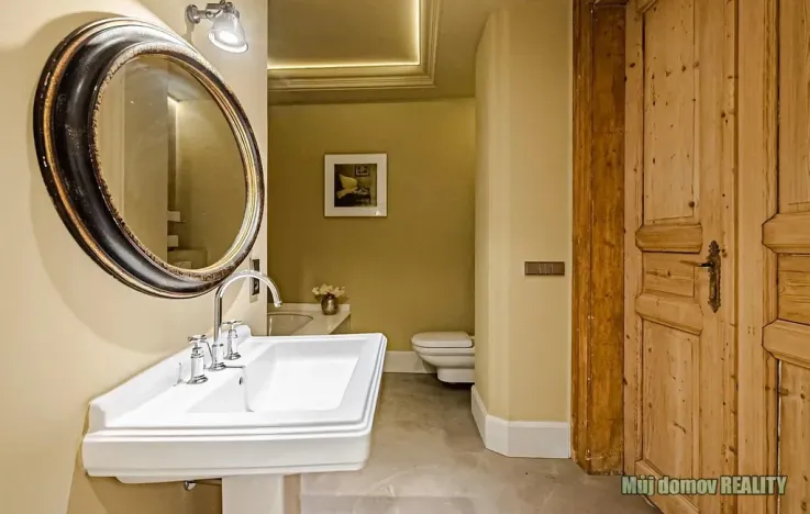 Pronájem bytu 2+1, Praha - Malá Strana, Plaská, 121 m2