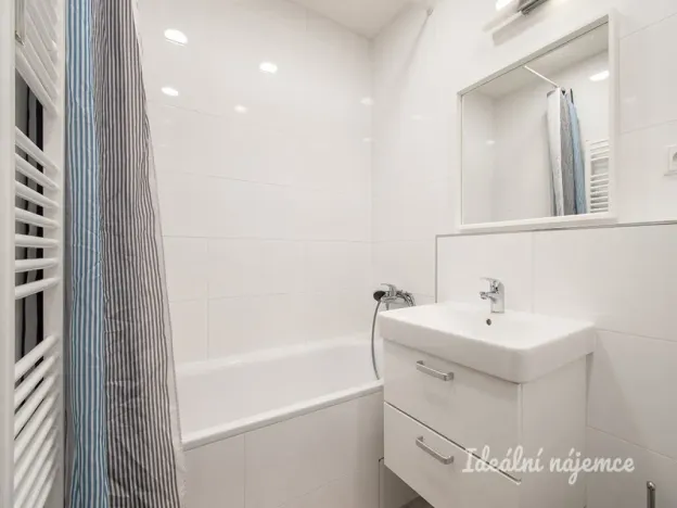 Pronájem bytu 2+kk, Praha - Střešovice, Patočkova, 53 m2