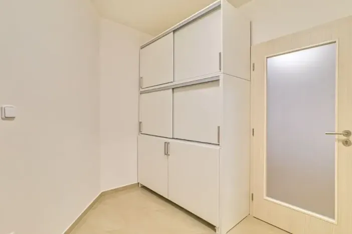 Pronájem kanceláře, Uherské Hradiště, Stojanova, 63 m2