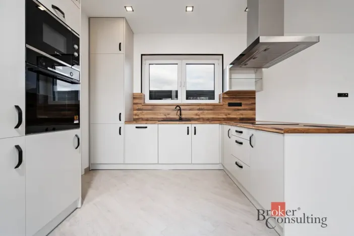 Prodej rodinného domu, Velká Hleďsebe, 202 m2