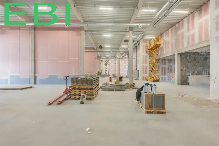 Pronájem skladu, Libiš, 2218 m2