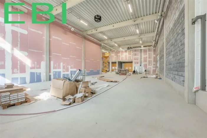 Pronájem skladu, Libiš, 2218 m2