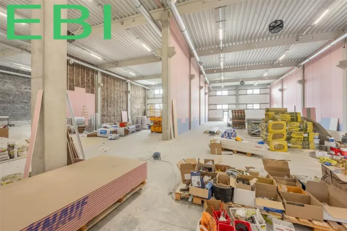 Pronájem skladu, Libiš, 2218 m2