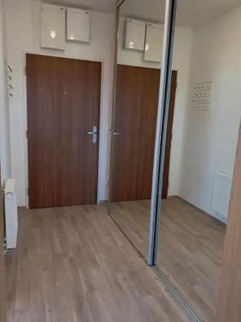 Pronájem bytu 1+kk, Praha - Hostivař, Záveská, 34 m2