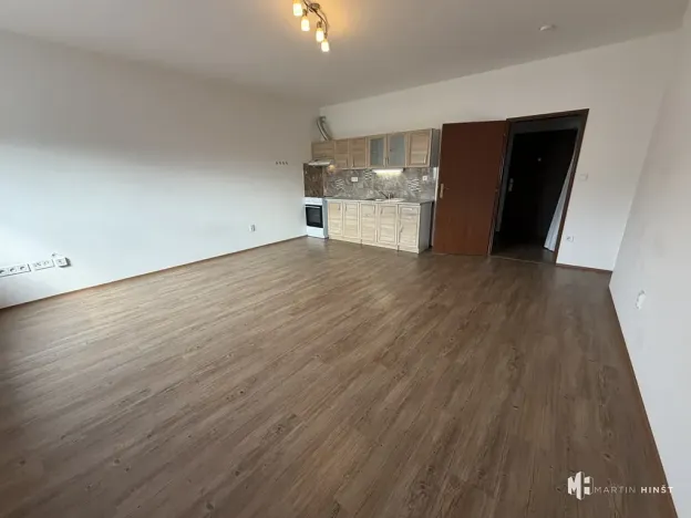 Pronájem bytu 1+kk, Praha - Libeň, Pod plynojemem, 36 m2