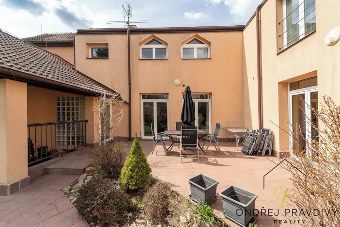 Prodej rodinného domu, Lety, Sokolská, 265 m2