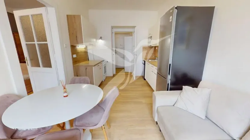 Pronájem bytu 1+1, Praha - Nusle, Nuselská, 42 m2