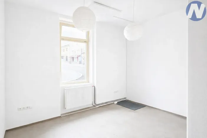Pronájem obchodního prostoru, Vimperk - Vimperk I, Kostelní, 15 m2