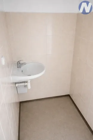 Pronájem obchodního prostoru, Vimperk - Vimperk I, Kostelní, 15 m2