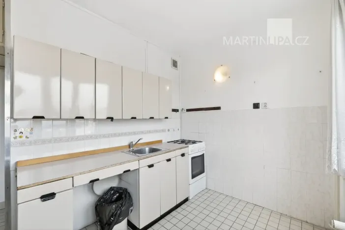 Prodej bytu 2+1, Praha - Libeň, náměstí Na Balabence, 53 m2