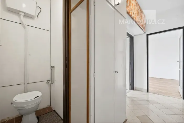 Prodej bytu 2+1, Praha - Libeň, náměstí Na Balabence, 53 m2