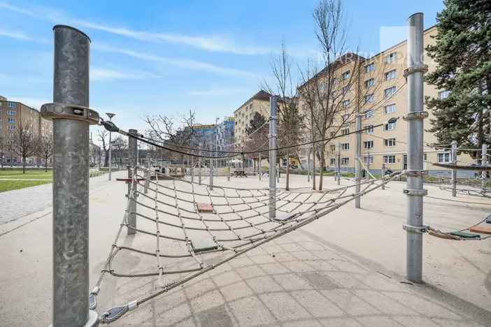 Prodej bytu 2+1, Praha - Libeň, náměstí Na Balabence, 53 m2