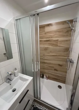 Pronájem bytu 1+kk, Pardubice, Lidická, 30 m2