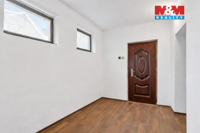 Prodej rodinného domu, Zákupy - Brenná, 242 m2